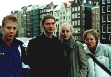 Andy, Timo, Ellen und Michaela (Amsterdam, Okt. 2001)